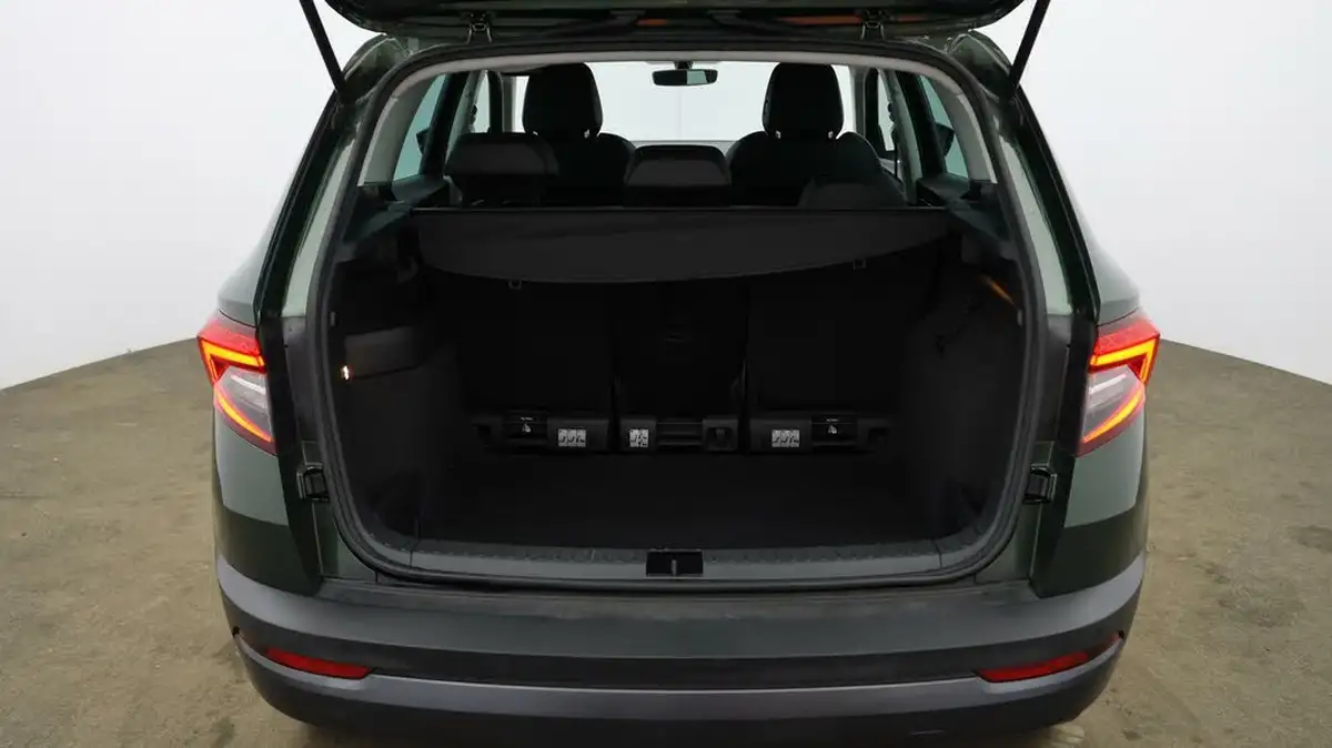 2018-skoda-karoq-16tdi-se-l-scr-1596cc-dsg-big-17
