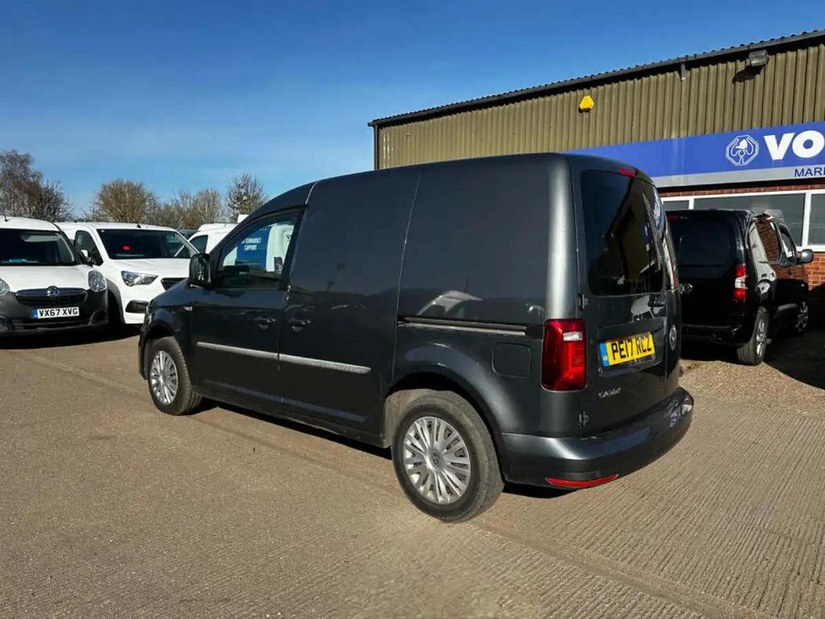 2017-volkswagen-caddy-20tdi-c20-trendline-bmt-102pseu6-big-5