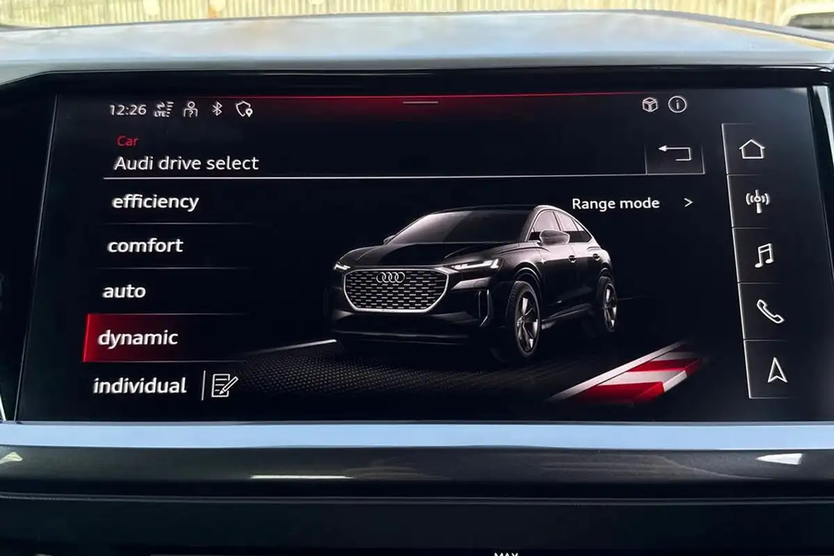 2024-audi-q4-e-tron-45e-s-line-sportback-auto-big-58