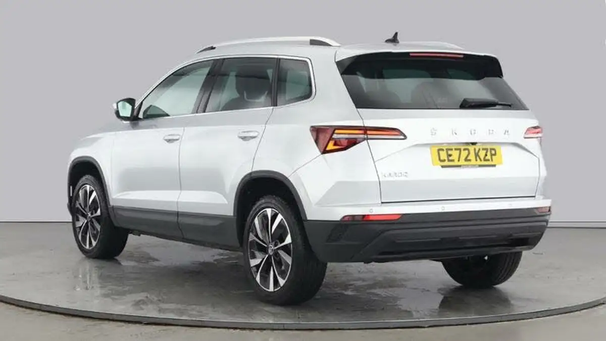 2022-skoda-karoq-10-tsi-se-l-big-2