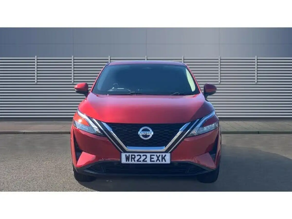 2022-nissan-qashqai-13-dig-t-acenta-premium-140ps-big-2