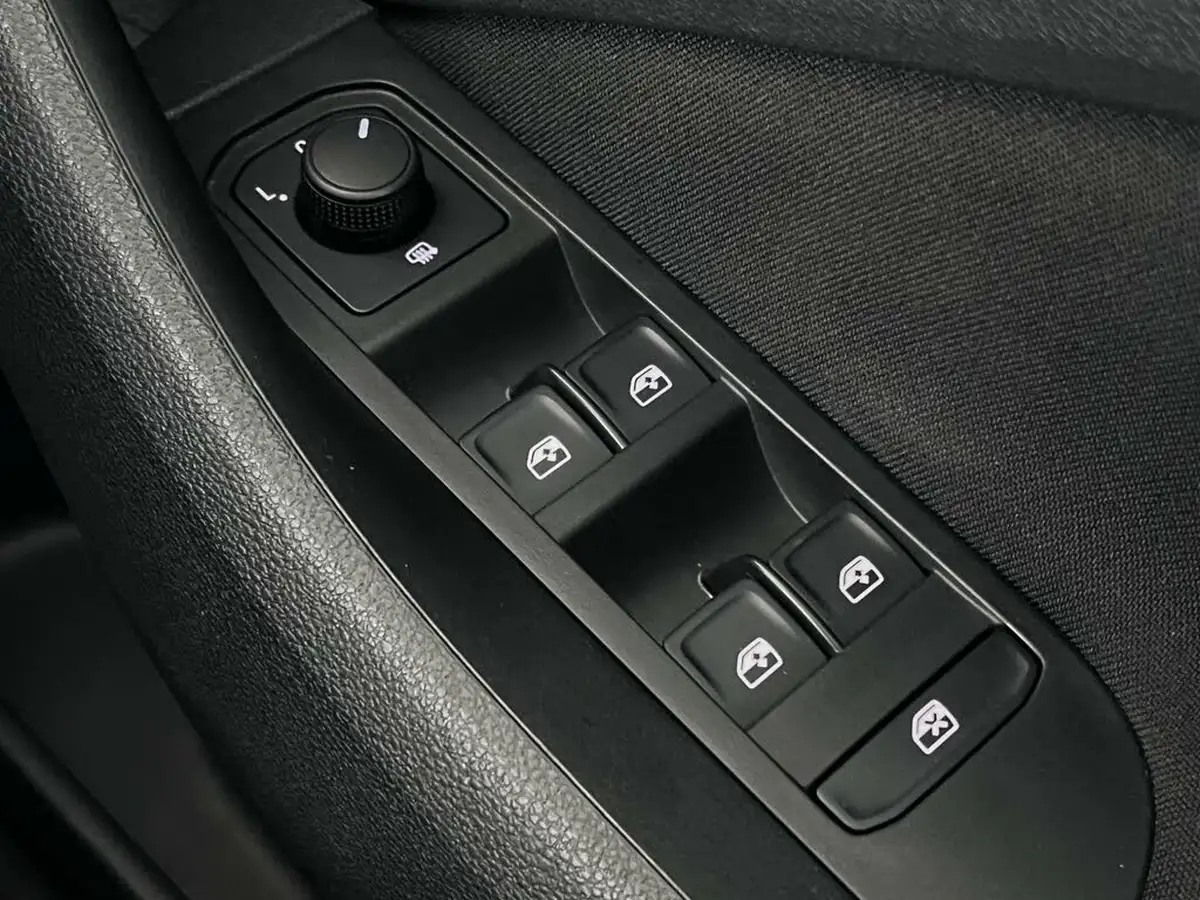 2019-skoda-kamiq-10-tsi-se-115ps-big-33