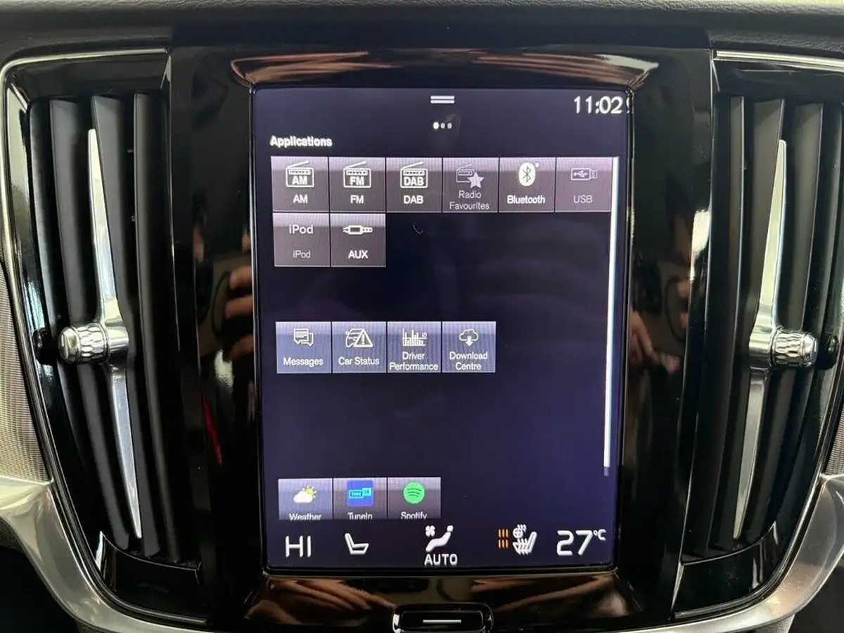 2017-volvo-s90-20td-d5-inscription-big-43