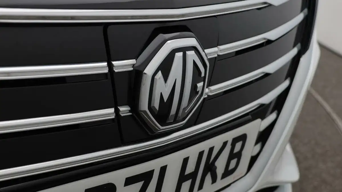 2022-mg-mg5-e-exclusive-ev-long-range-big-22