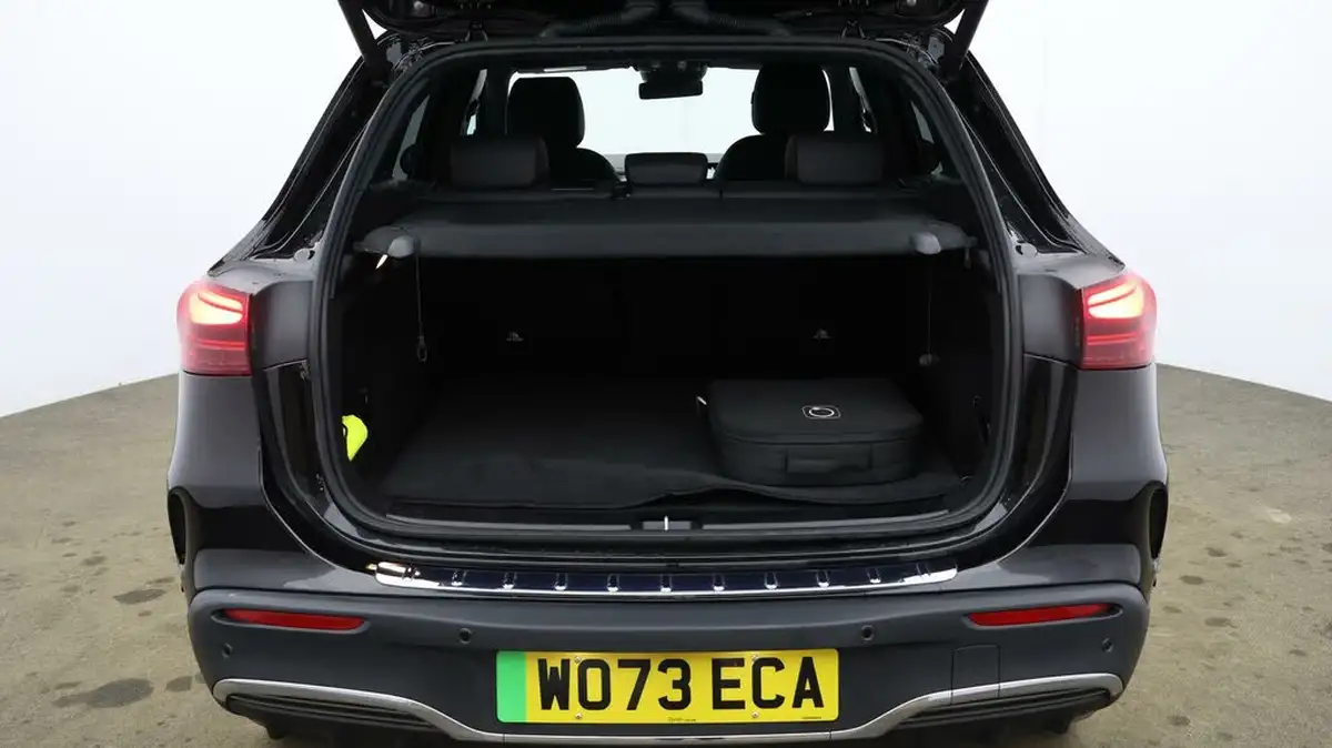 2024-mercedes-benz-eqa-e-eqa-350-amg-line-executive-big-16