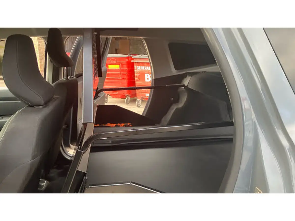 2023-dacia-duster-15dci-expression-115hpeu6d-4x2-window-van-big-22