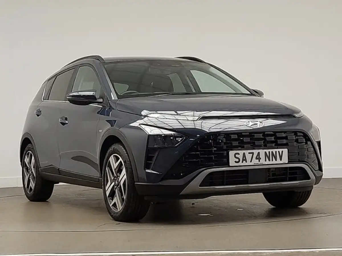 2024-hyundai-bayon-10-t-gdi-premium-120ps-48-volt-mhev-dct-big-0
