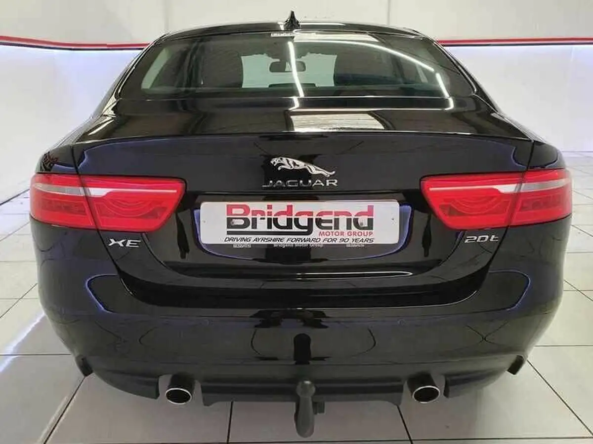 2018-jaguar-xe-20i-prestige-200ps-1999cc-big-4