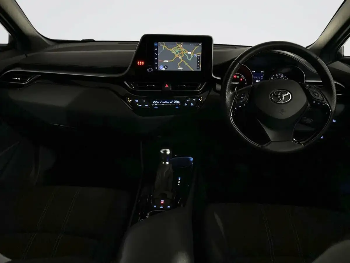2022-toyota-c-hr-18-vvt-i-gr-sport-big-2