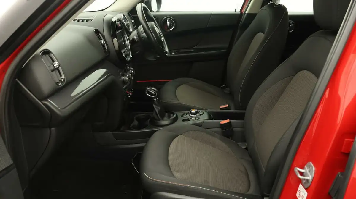 2018-mini-countryman-15-cooper-ss-auto-big-13