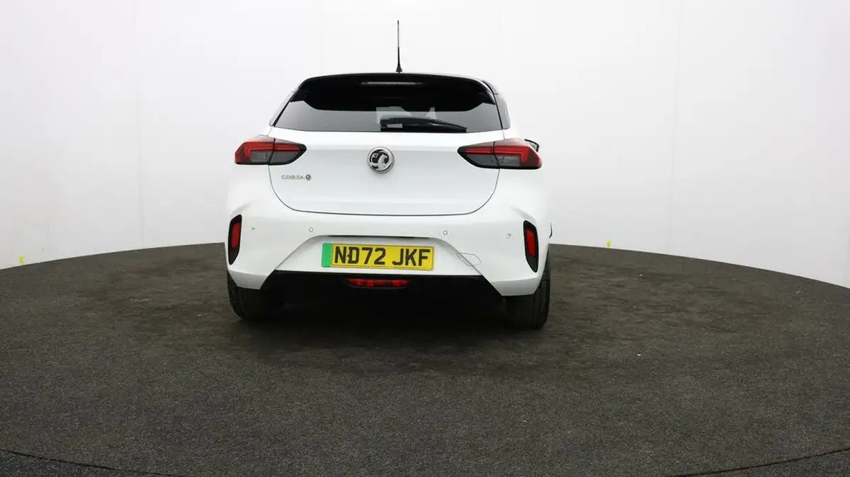 2022-vauxhall-corsa-e-gs-line-electric-big-56