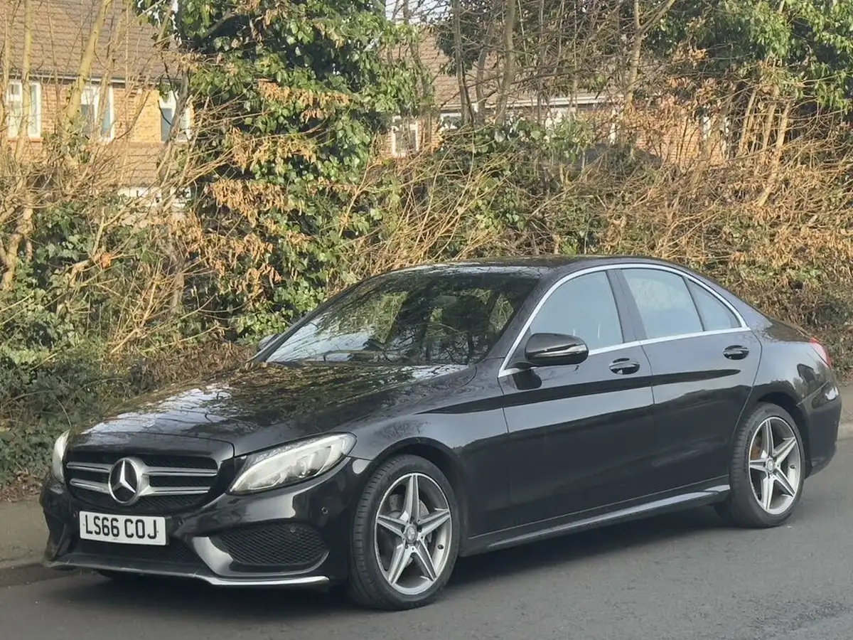 2016-mercedes-benz-c-class-21d-c220d-amg-line-170ps-ss-saloon-4d-auto-big-5