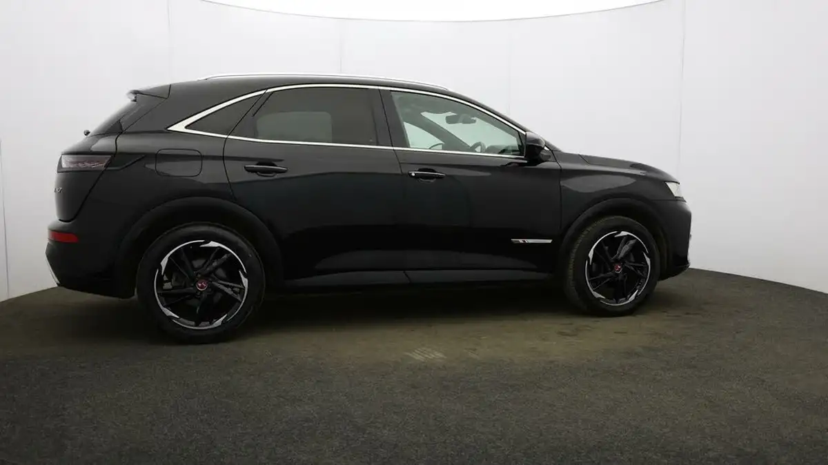 2020-ds-ds-7-crossback-16-puretech-performance-line-180ps-big-47