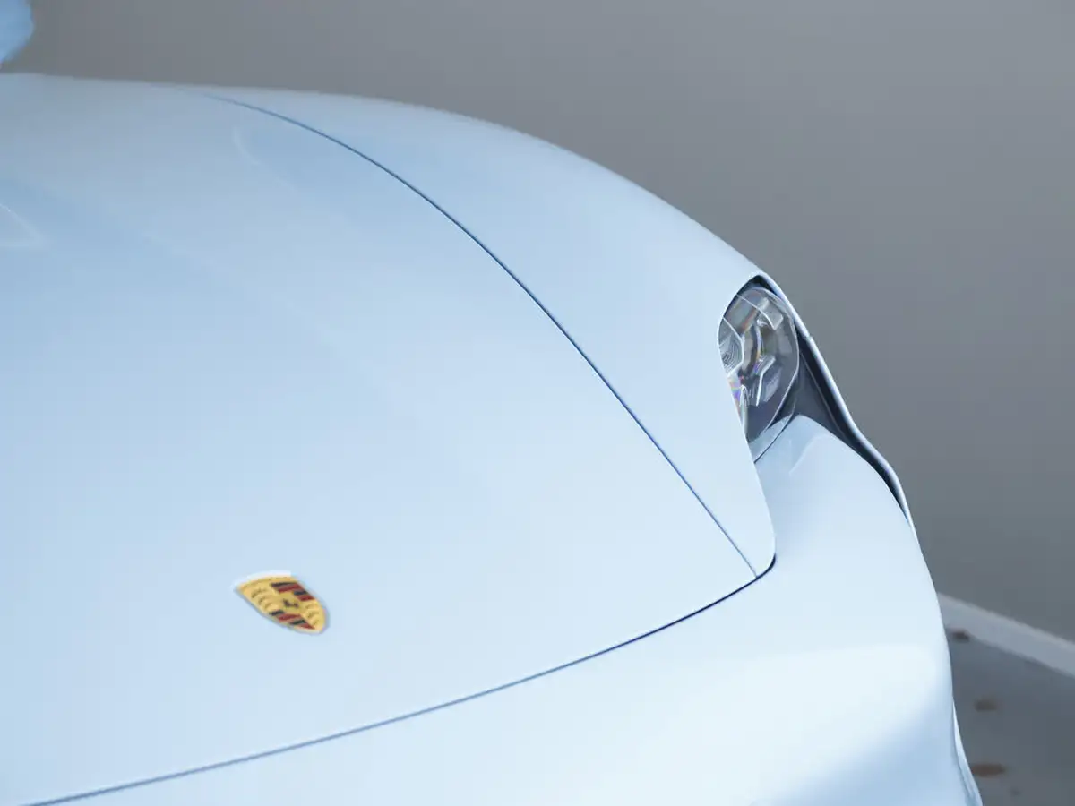 2023-porsche-taycan-e-gts-sport-turismo-big-44