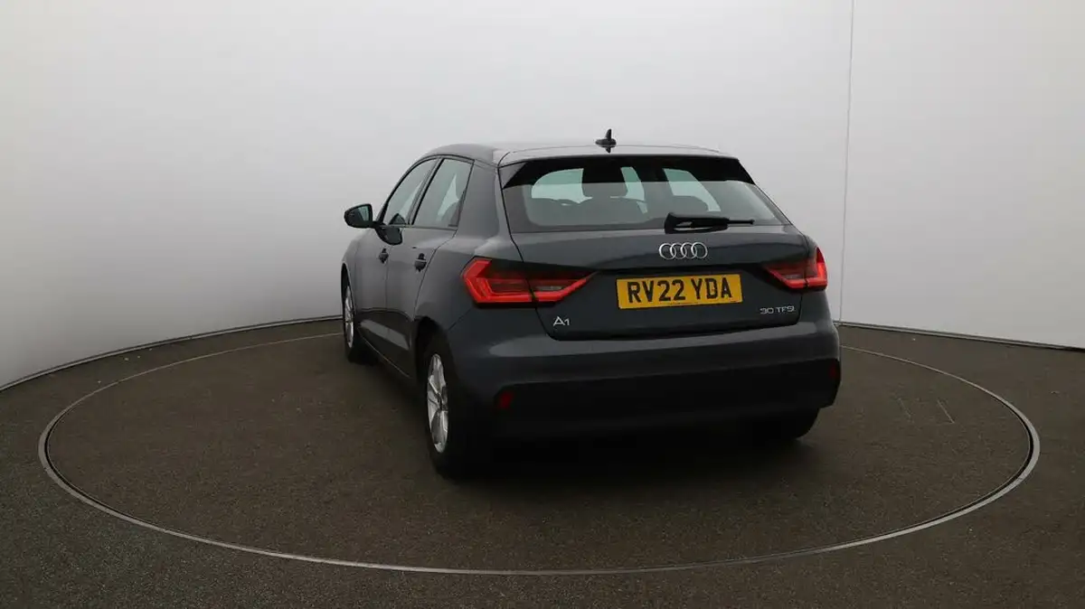 2022-audi-a1-10-30-tfsi-technik-big-52