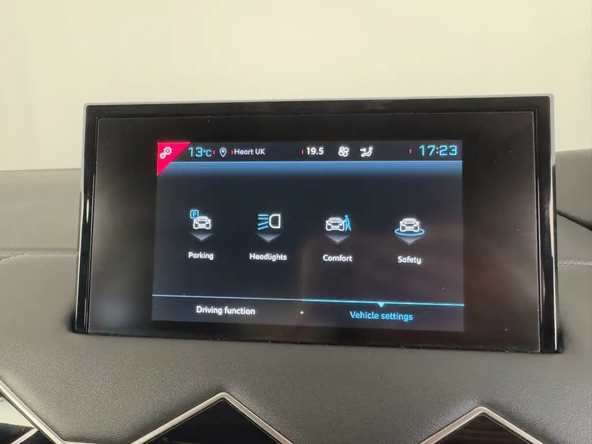 2022-ds-ds-3-crossback-e-tense-prestige-big-43