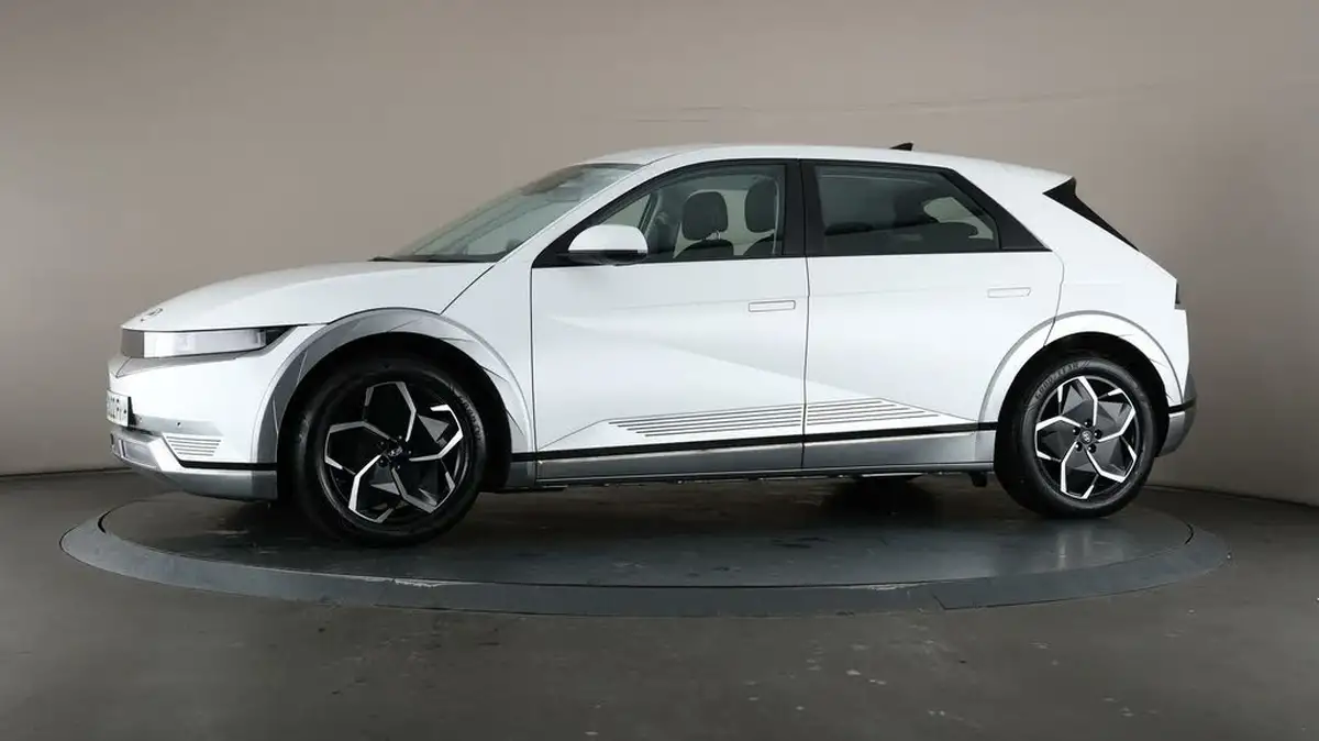 2022-hyundai-ioniq-5-e-premium-217ps-73kwh-rwd-big-28