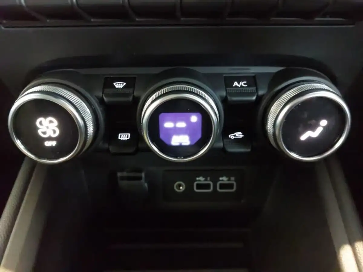2024-renault-clio-10-tce-evolution-big-14