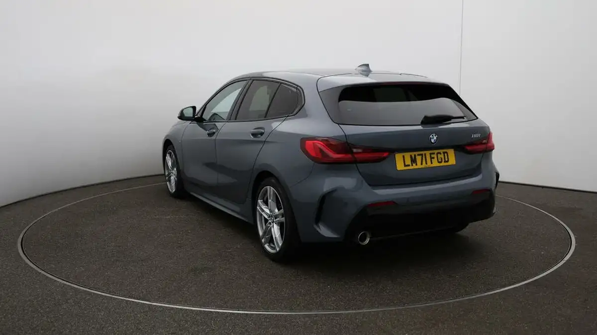 2021-bmw-1-series-15-118i-m-sport-lcp-dct-big-54