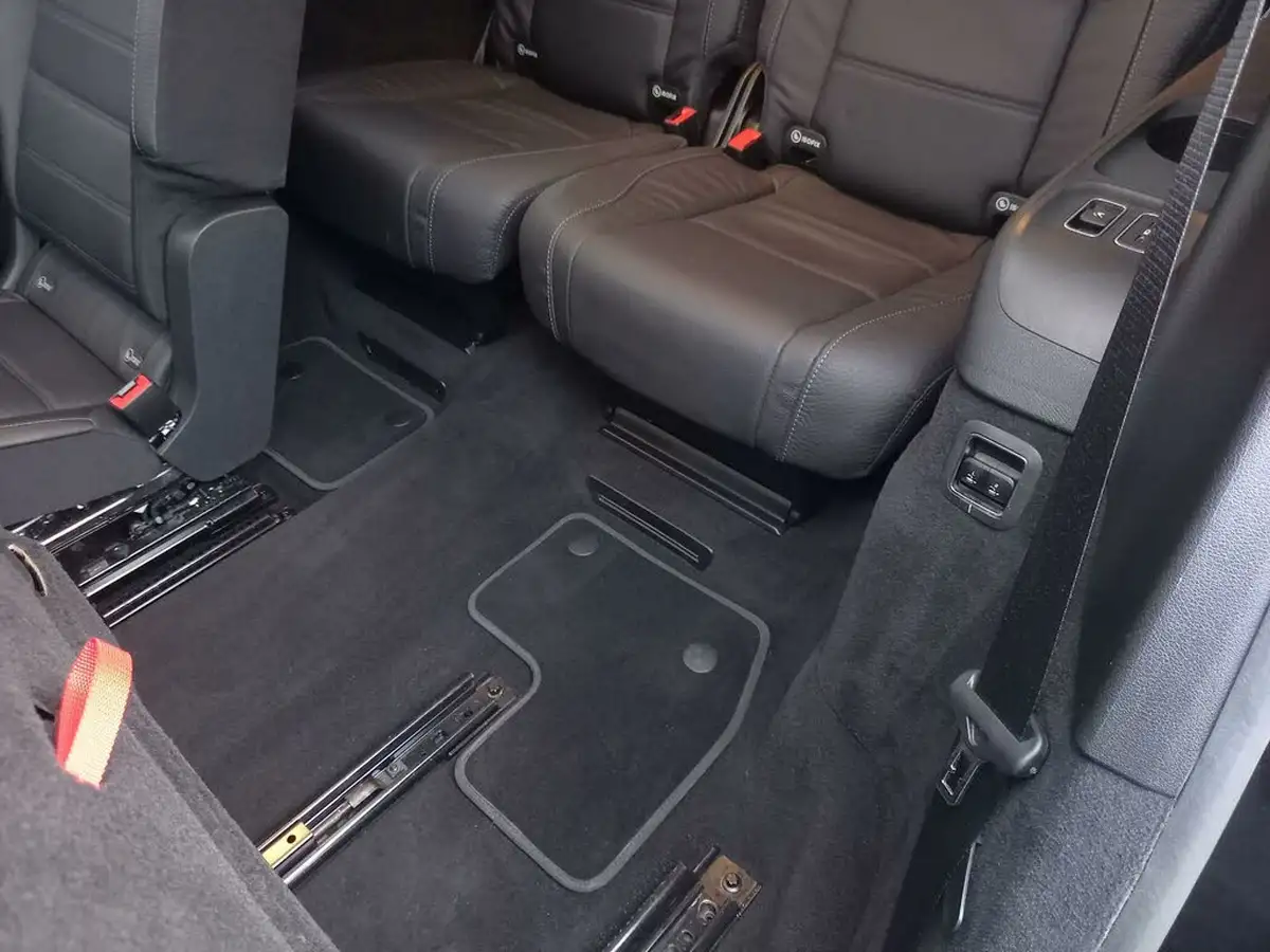 2020-mercedes-benz-gls-class-29d-gls400d-amg-line-premium-330ps-big-54