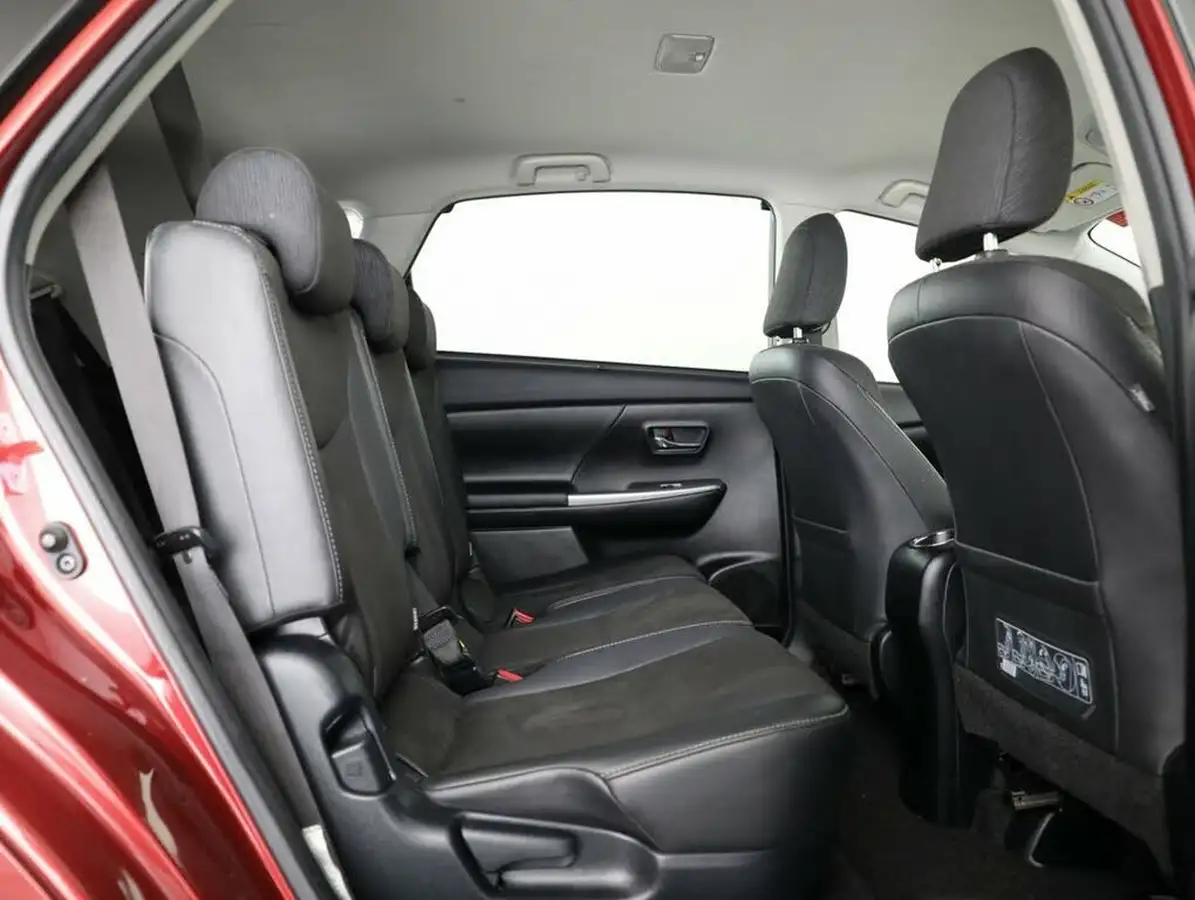 2020-toyota-prius-18-vvt-i-excel-big-24