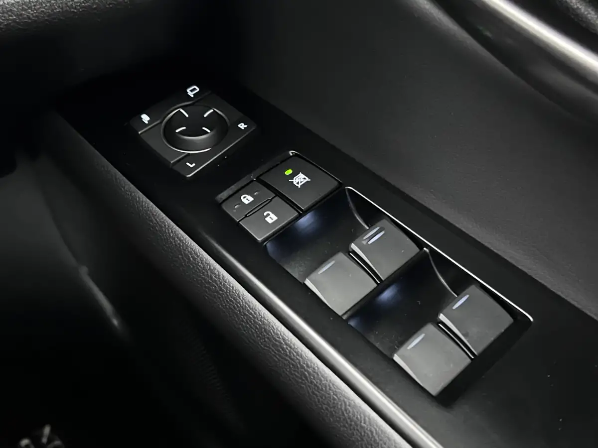 2022-lexus-ux-250h-20-ux-184bhp-premium-plus-pack-big-23