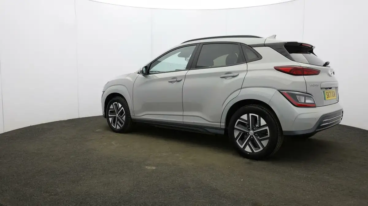 2021-hyundai-kona-e-se-connect-big-4