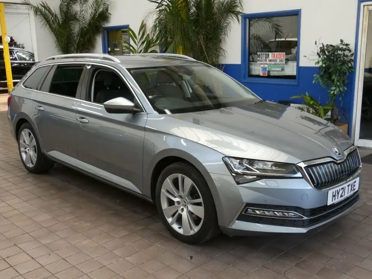 2021-skoda-superb-14-tsi-se-l-estate-big-10