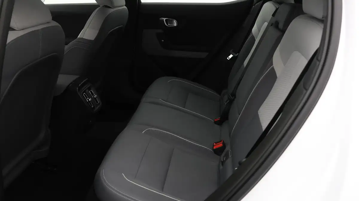 2022-polestar-polestar-2-e-ps2-300kw-long-dual-hatchback-big-15