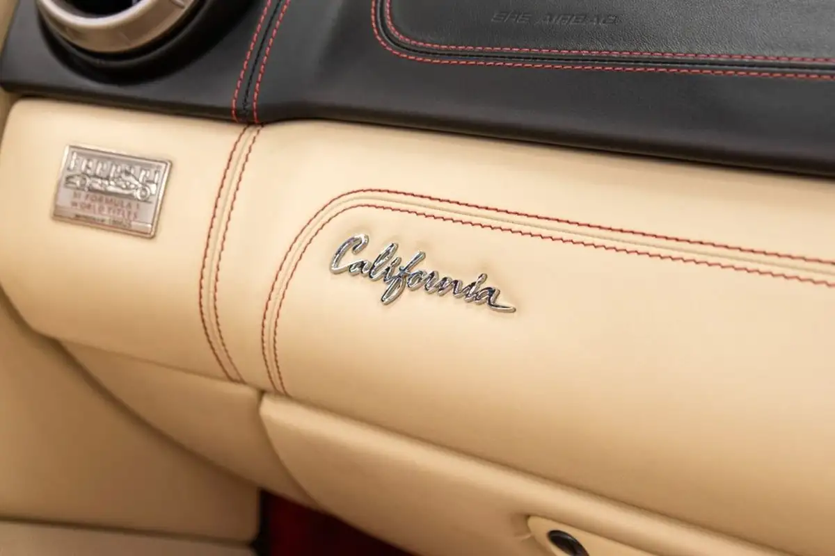 2012-ferrari-california-43-big-44
