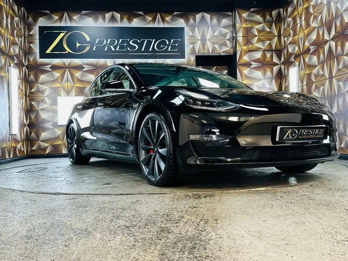 2019-tesla-model-3-e-4x4-performance-pack-big-3