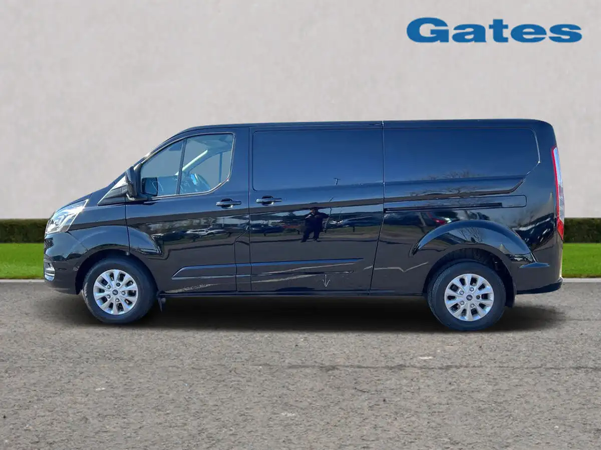 2018-ford-transit-custom-20tdci-320-l2h1-limited-170pseu6-panel-van-auto-big-3