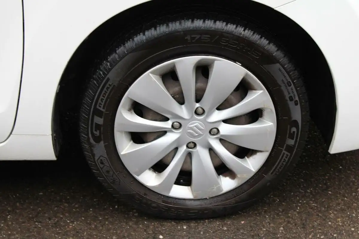 2018-suzuki-baleno-12-dualjet-sz3-big-12