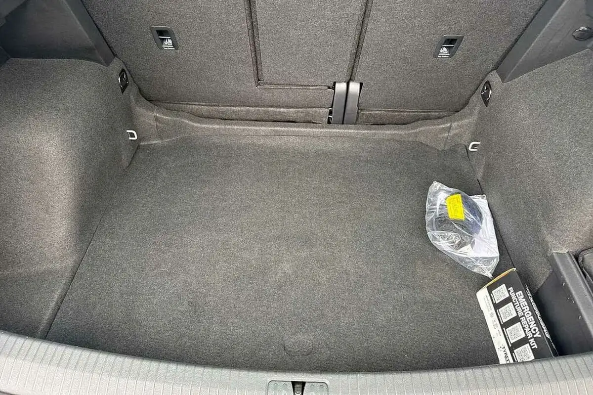2022-volkswagen-tiguan-15-tsi-elegance-big-10