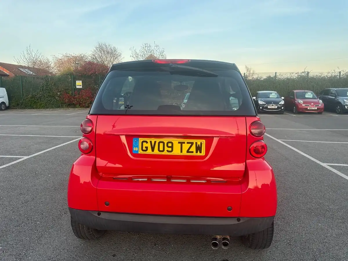 2009-smart-fortwo-10-passion-71bhp-coupe-big-5