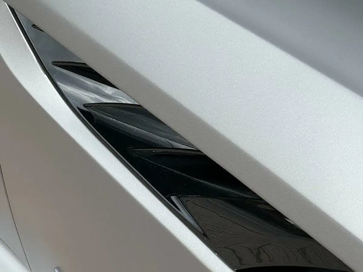 2020-aston-martin-dbs-52-v12-superleggera-volante-big-36