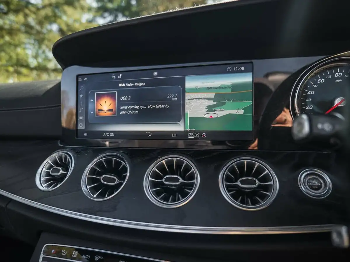 2018-mercedes-benz-e-class-20d-e220d-amg-line-premium-plusss-cabriolet-2d-big-16