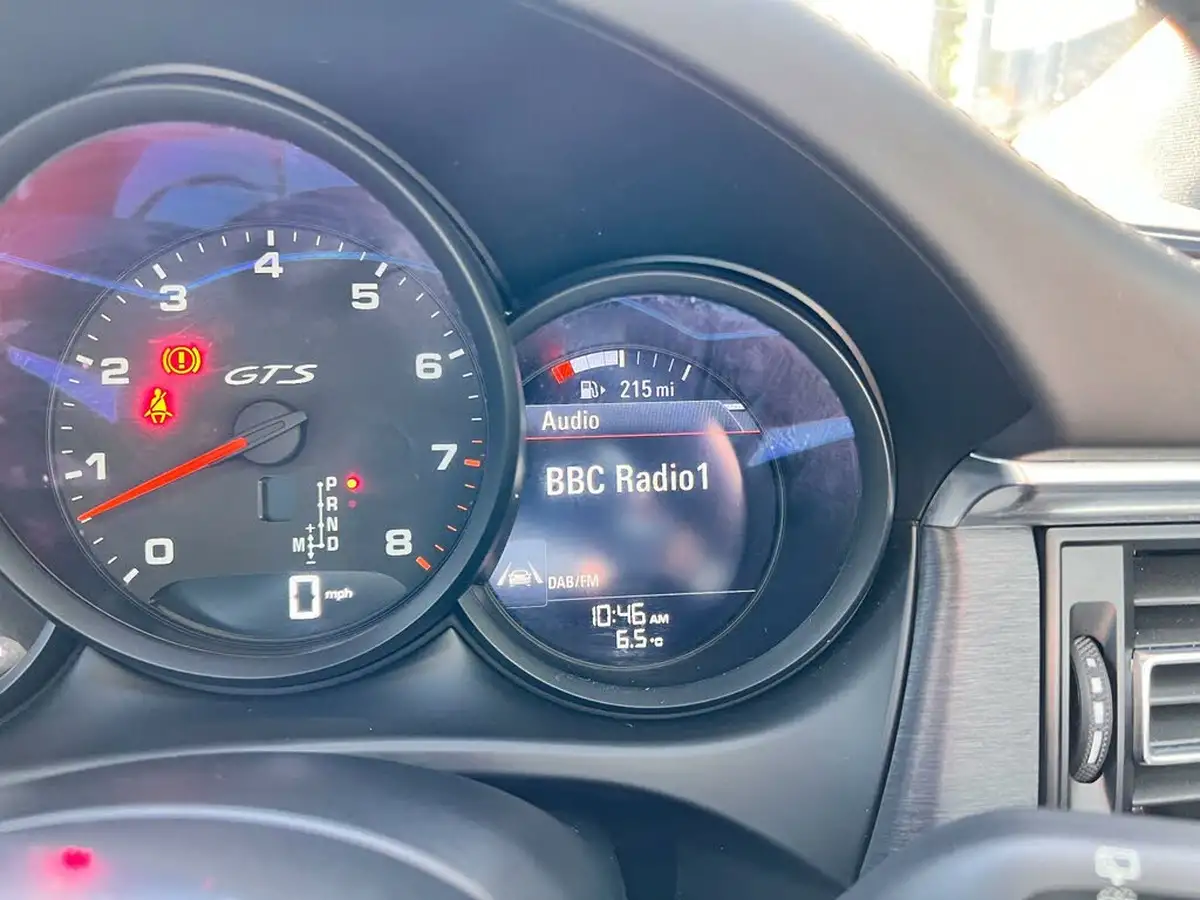 2020-porsche-macan-29-v6-gts-big-42
