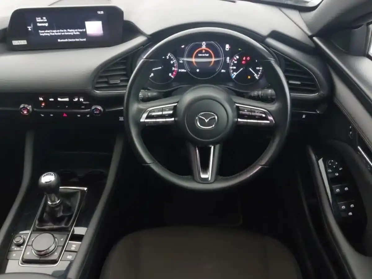 2022-mazda-mazda3-20-se-l-lux-122ps-hatchback-5d-big-6