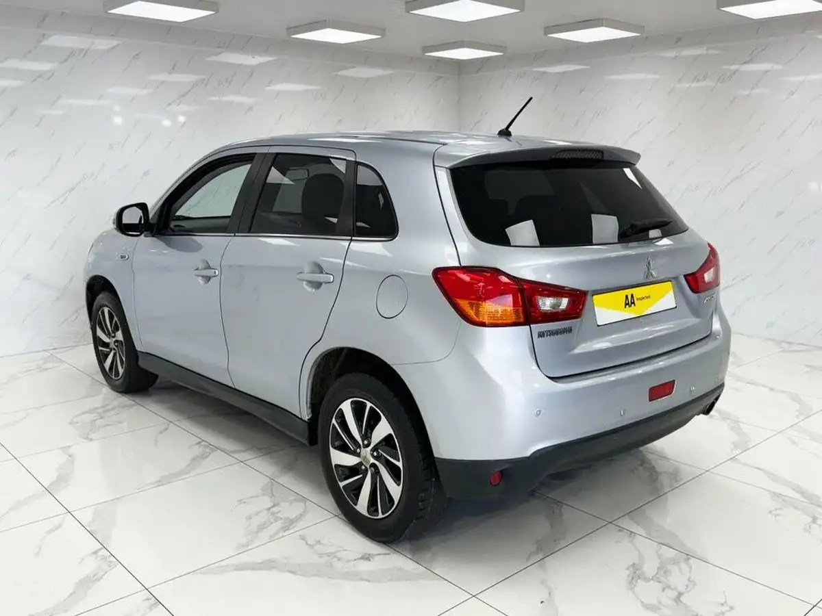 2015-mitsubishi-asx-18td-3-big-6