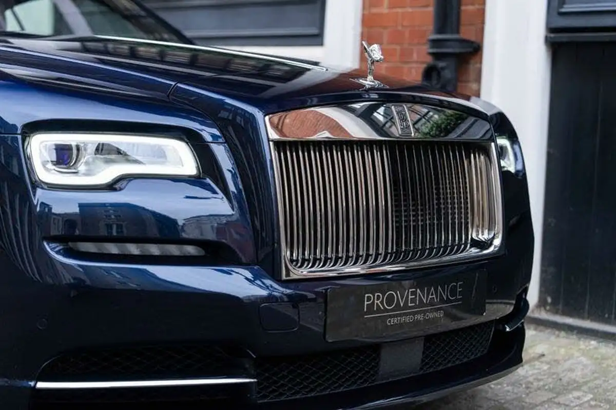 2021-rolls-royce-wraith-66-big-20