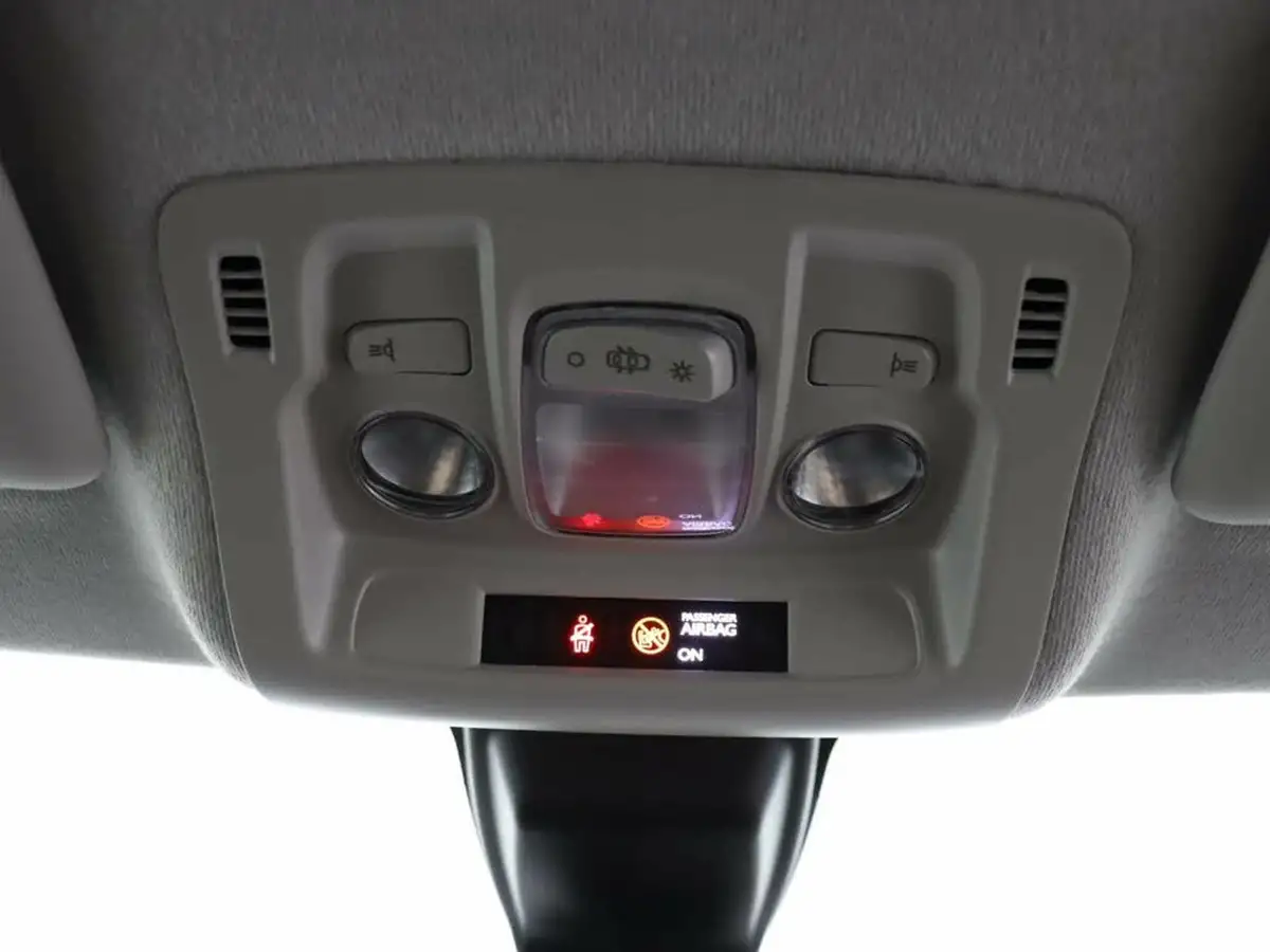 2023-citroen-c3-12-puretech-c-series-edition-110ps-ss-eat6-big-43