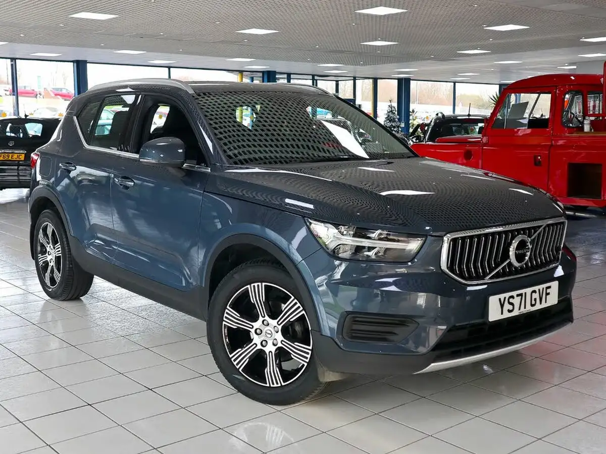 2022-volvo-xc40-15-t3-inscription-big-0