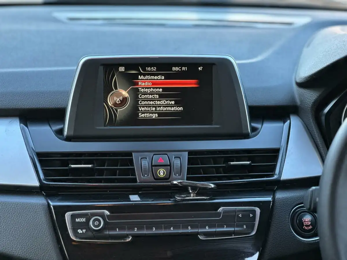 2014-bmw-2-series-20td-218d-se-150bhp-active-tourer-5d-big-15