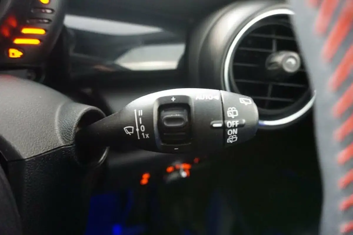 2015-mini-cooper-15td-cooper-d-114bhp-5d-big-33