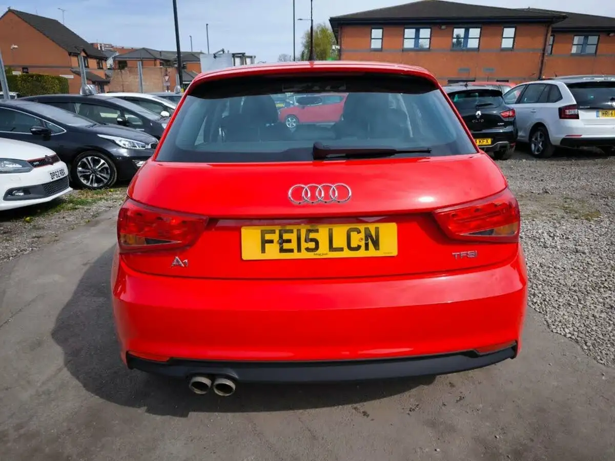 2015-audi-a1-14-125ps-ss-sportback-5d-1395cc-big-21