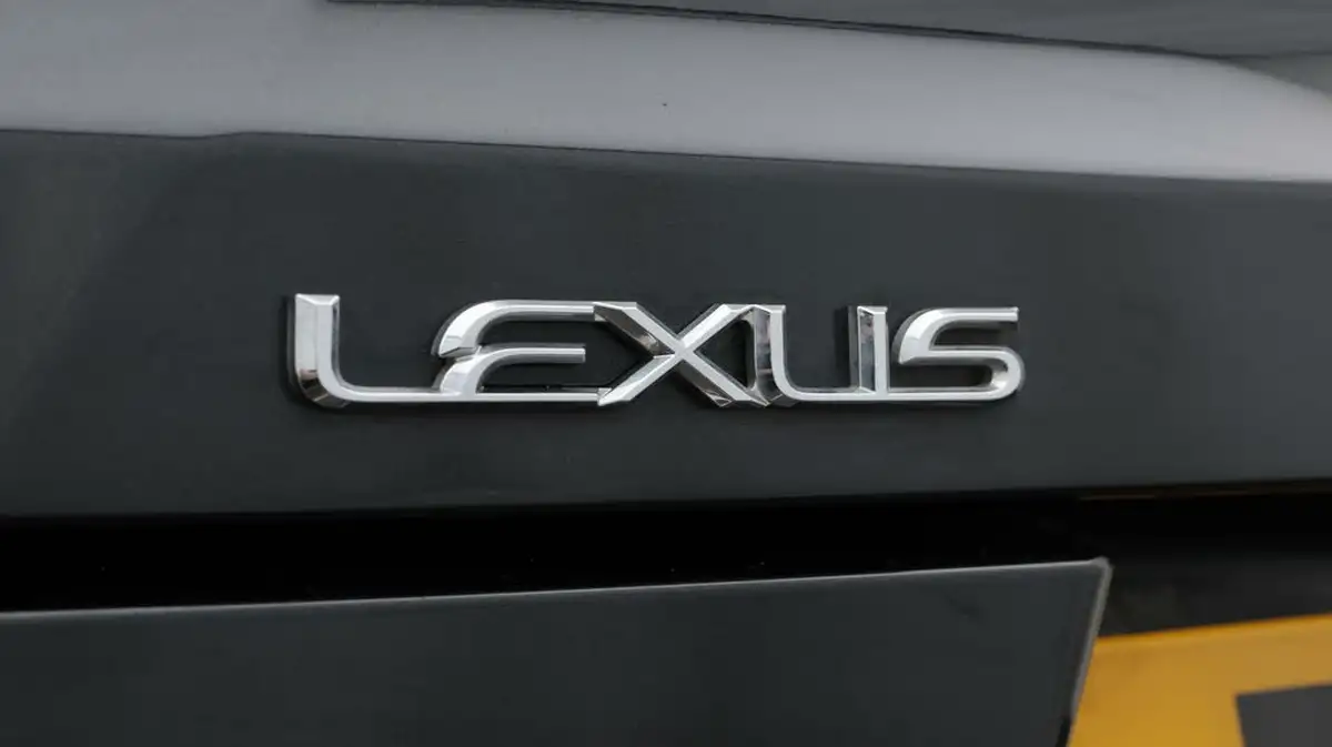 2022-lexus-ux-250h-20-ux-184bhp-without-navigation-big-20