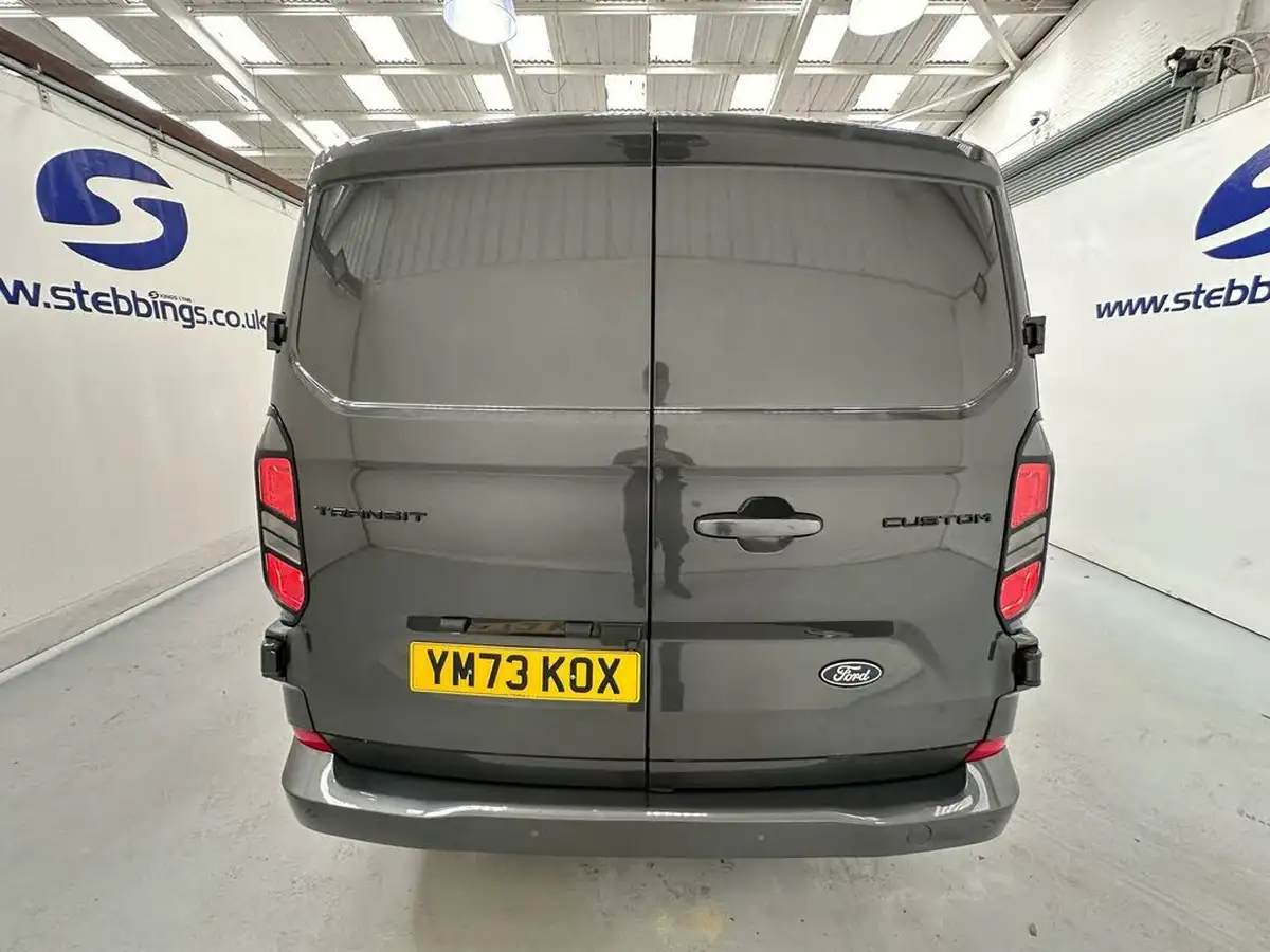 2023-ford-transit-custom-20tdci-280-l1h1-limited-136pseu6e-panel-van-1996cc-auto-big-6