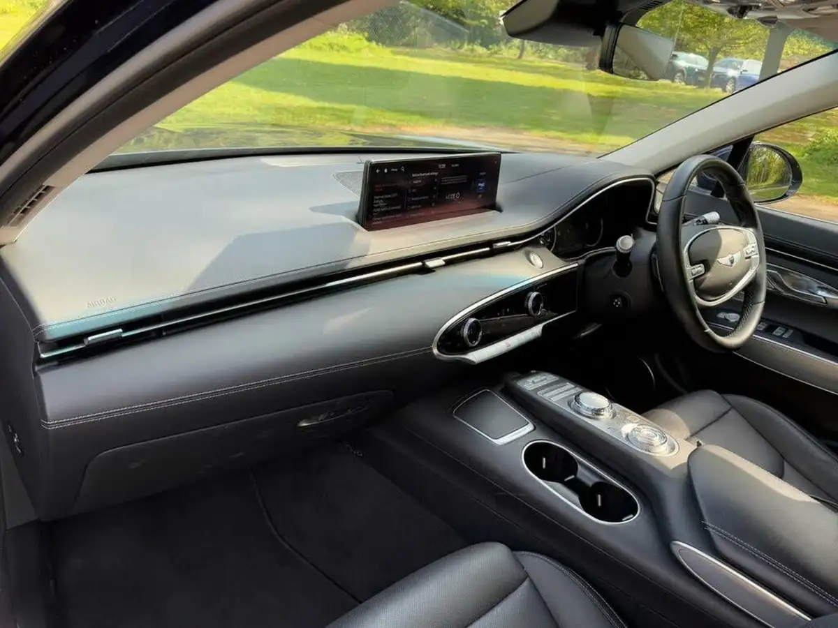 2022-genesis-gv70-25-t-premium-line-big-28