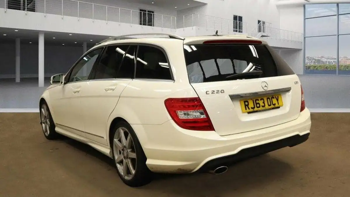 2014-mercedes-benz-c-class-21cdi-c220-cdi-amg-sport-edition-premium-plus-cdi-estate-5d-7g-tronic-plus-big-2